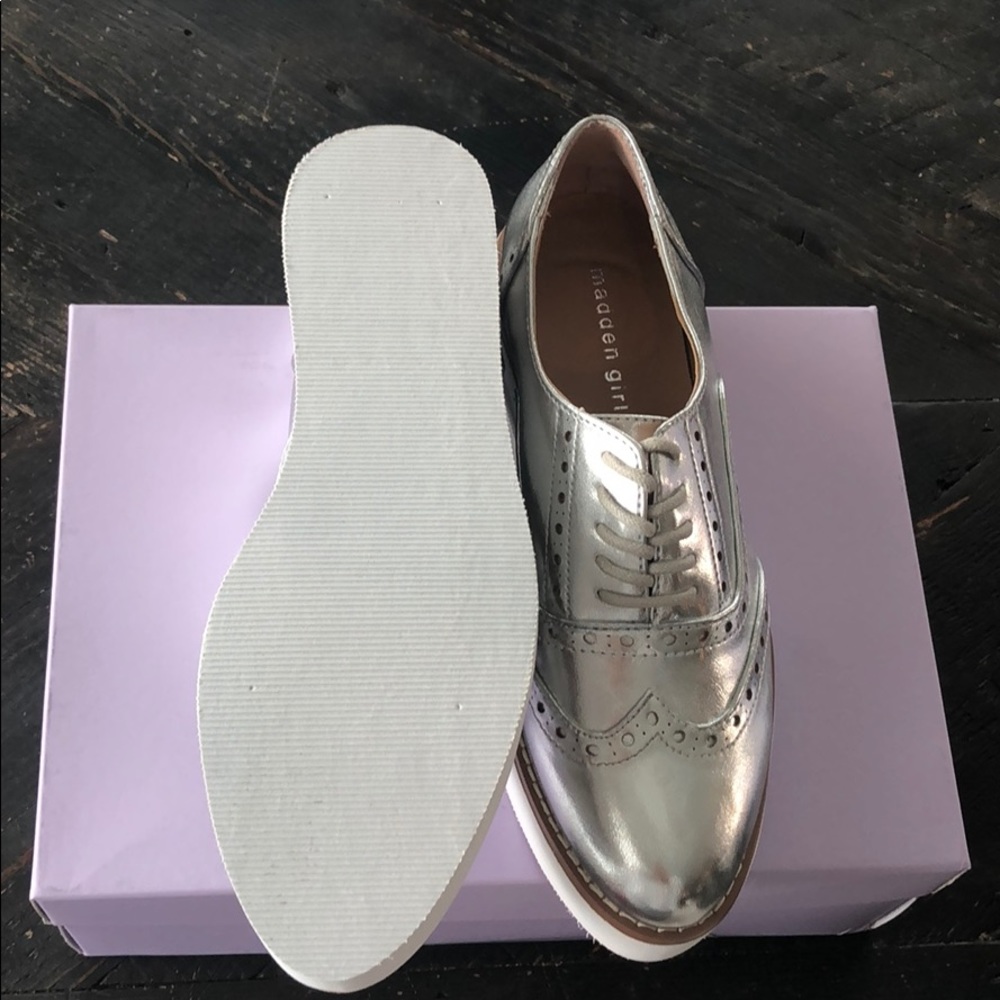 BRAND NEW!! Steve Madden Shoes - Picture 8 of 8